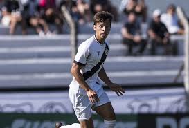 Boston River y Danubio empataron 1-1 en Florida bajo la lluvia - Imagen principal del artículo