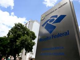 Receita arrecada R$ 2,6 bi com declarações autorregularizadas do IR 2025