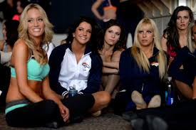 Resultado de imagen de 2016 carolina panthers vs denver broncos Cheerleaders