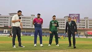 Pakistan wins toss, decide to bat first against UAE