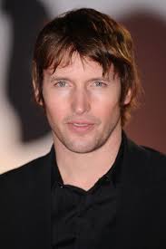 Singer James Blunt arrives on the red carpet for The BRIT Awards 2011 at the O2 Arena on February 15, 2011 in London, ... - James%2BBlunt%2BBRIT%2BAwards%2B2011%2BOutside%2BArrivals%2BaW85rurmHKQl