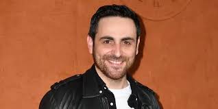 Camille Combal : parcours, animation télé, salaire