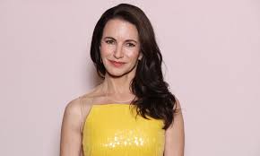Kristin Davis Channels Barbie with Retro Ponytail