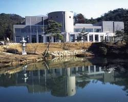 ジミー・カーターシビックセンタープラネタリウム館 福山市の画像