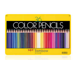 たくさんの色鉛筆の画像