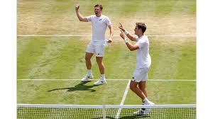 Harri Heliövaara ja Henry Patten Wimbledonin nelinpelin loppuottelussa lauantaina