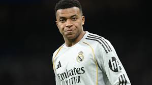 Kylian Mbappe s-a apropiat de recordul lui Cristiano Ronaldo, dar Real Madrid are probleme serioase cu Benfica