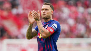 RB Leipzig plant Vertragsverlängerung mit Kapitän David Raum - Imagen principal del artículo