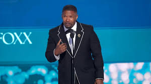 BET Awards 2025: Jamie Foxx Tears Up, Kendrick Lamar Dominate! - Imagen principal del artículo