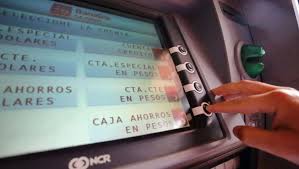 Estatales de Neuquén: Aumento salarial y fecha de pago confirmada - Imagen ilustrativa del artículo