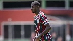 Envolvido em troca com Savarino, Wallace Davi, do Fluminense, não poderá jogar o Carioca pelo Botafogo