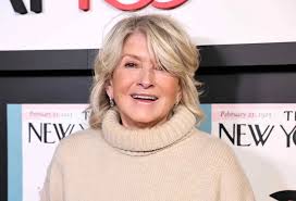 Martha Stewart, 85, Ditches Her Signature Blonde Bob for a Surprising Rose Gold Hair Transformation