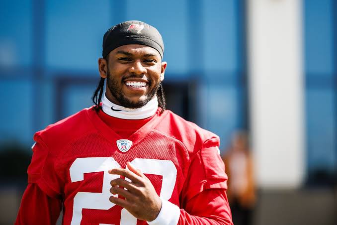 #Headachegang ™️ CEO @buccaneers