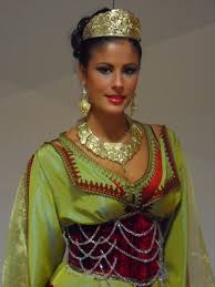 images?q=tbn:ANd9GcQ4B-UvELXsI20WAixPpV4Rw_clT5AsTZQAIOhCXqiu7ixB1PgSHw