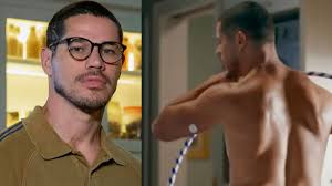 José Loreto aparece com sensor no braço em novela; entenda para que serve o dispositivo