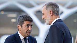 Valencia recuerda a las víctimas de la DANA entre dolor y protestas