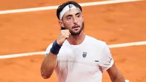 Thiago Tirante vence a Cobolli y avanza a octavos de final en Roma