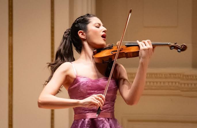 María Dueñas: outstanding talent and poise at Carnegie Hall | Bachtrack