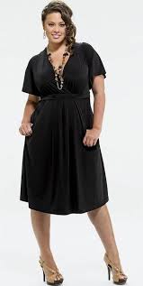 Resultado de imagen para vestidos negros para gordas
