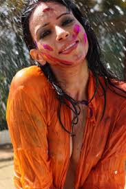 Rozlyn Khan&#39;s Holi Celebration 2013. Prev. Next. Advertisement - rozlyn-khan-s-holi-celebration-2013_13644451491