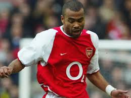 Hasil gambar untuk ashley cole