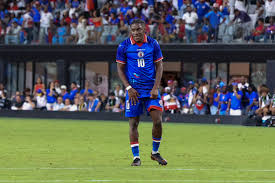 Fifa alega mensagem política e pede mudança na camisa do Haiti; entenda polêmica