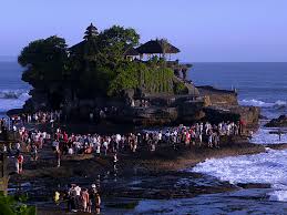 Hasil gambar untuk Tanah Lot