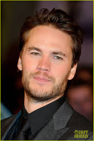 taylor kitsch john carter uk premiere 11 - taylor-kitsch-john-carter-uk-premiere-11