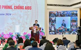 Mít tinh hưởng ứng Ngày thế giới phòng, chống AIDS năm 2024