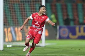 پیشنهاد سنگین سپاهان به مهاجم پرسپولیس!