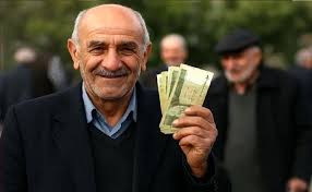خبر مهم برای بازنشستگان تأمین اجتماعی/ معوقات فروردین این افراد واریز شد