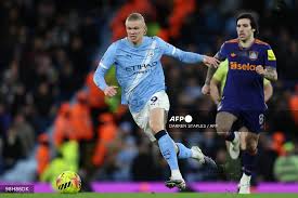 Man City close gap as Chelsea held by Burnley in title run