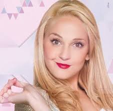 Resultado de imagem para fotos de ludmila de violetta