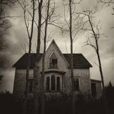 Résultat de recherche d'images pour "ghost abandoned haunted houses"