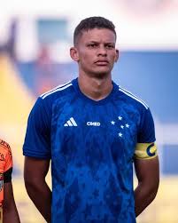 Cruzeiro acerta ida de zagueiro piauiense para o Moreirense de Portugal