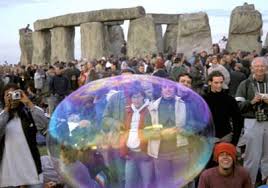 Résultat de recherche d'images pour "stonehenge celebration"