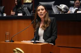 Rechaza coordinadora de Morena en Coahuila renunciar a ciudadanía de EU