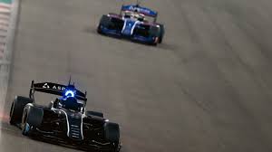 ¡Asombroso! IA Aplasta a Ex-Piloto de F1 en Carrera Autónoma