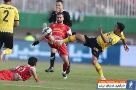 کلیپ ؛ حضور سروش رفیعی هافبک تیم پرسپولیس در کنسرت محسن یگانه