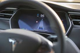 Insurer Lemonade Pitches Tesla Drivers Cheaper Rates for FSD Use