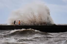 Toca tierra Bertha en el sur de Luisiana con fuertes vientos