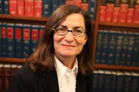 Julie Brill, whom President Obama selected for the Federal Trade Commission, co-teaches a weekly seminar at Columbia Law School on &quot;The Role of the State ... - Julie%2520Brill%2520498