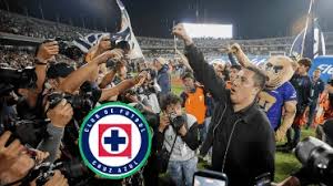 Efraín Juárez Fires Back at Cruz Azul Fan’s Taunt Before the Final—Is the Clausura 2026 Heating Up?