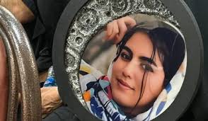 وکیل پرونده الهه حسین نژاد: تمام دارایی خانواده خانه‌ای است که باید برای تفاضل دیه قاتل بفروشند/ پدر الهه یک کارگر ساختمانی است که درآمد چندانی ندارد