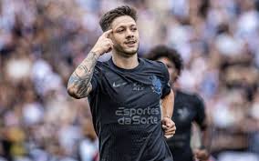 Rodrigo Garro: Futuro Incerto no Corinthians? Flamengo à Esgueira?
