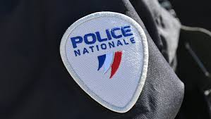 Après un accident de la route dans le Gard, la conductrice finit en garde à vue : sans permis, elle conduisait un véhicule volé