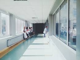 Hospital de Vila Franca de Xira garante que urgência está funcionar em pleno