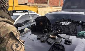 PRF prende integrante de milícia na Zona Oeste do Rio — Polícia Rodoviária Federal
