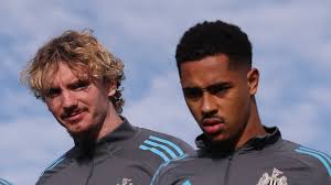 Barnes y Gordon, las armas del Newcastle