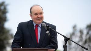 ¡Bomba en Lima! López Aliaga Renuncia: ¿Va por la Presidencia en 2026?